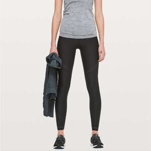 Lululemon Black 27" Zoned In Tight Leggings 10